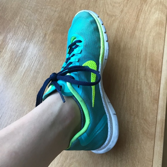 Nike’s - Picture 6 of 8